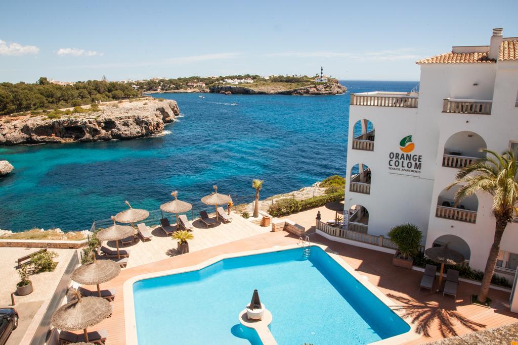 Standard One-Bedroom Apartment Pool View & Partial Sea View,1404352379:JPEG